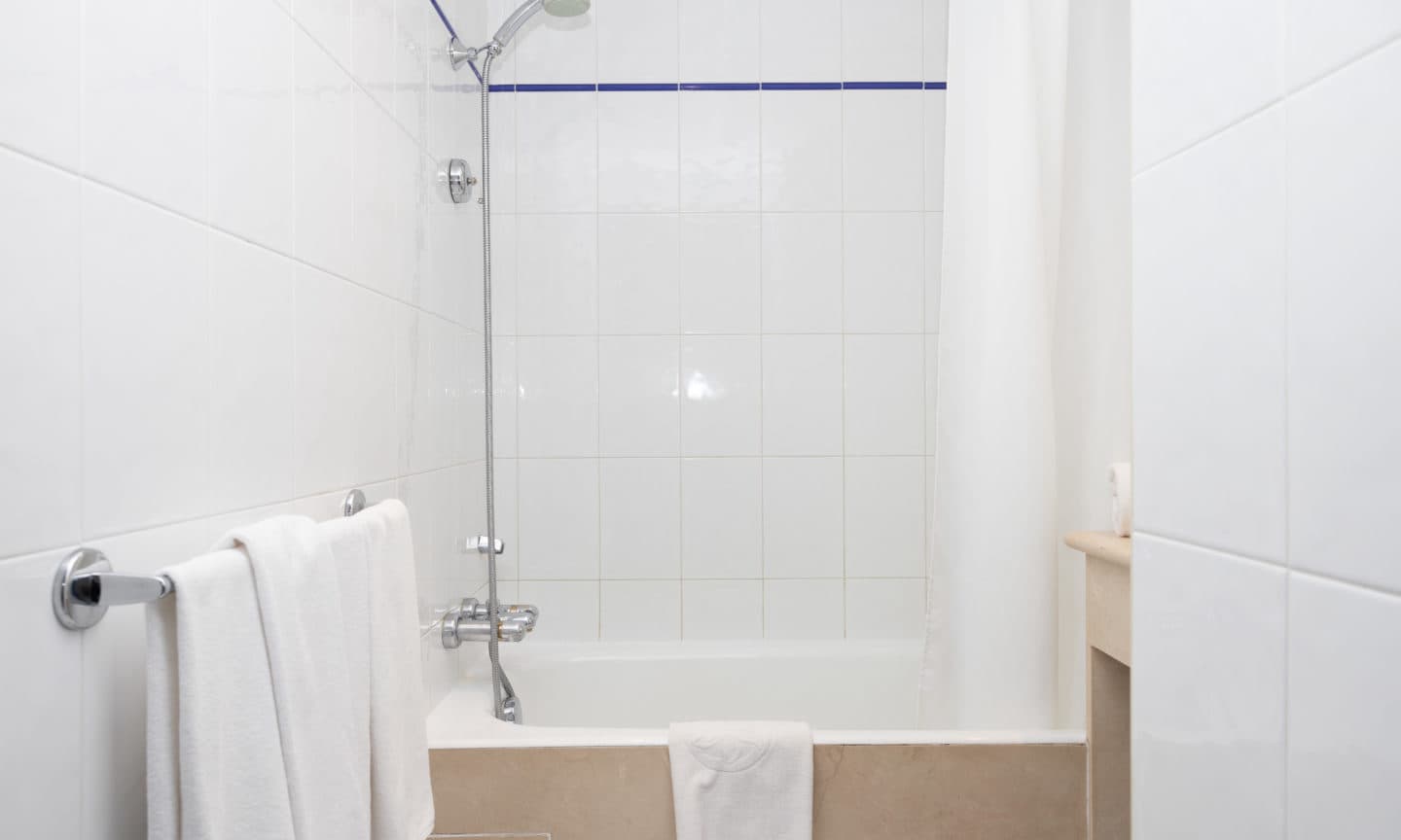 Ibaia 20220502530_salle_de_bain_générique