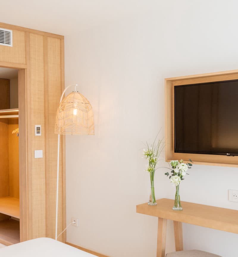 chambre et lampe