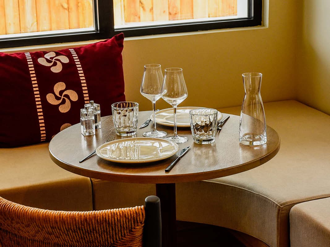 restaurant