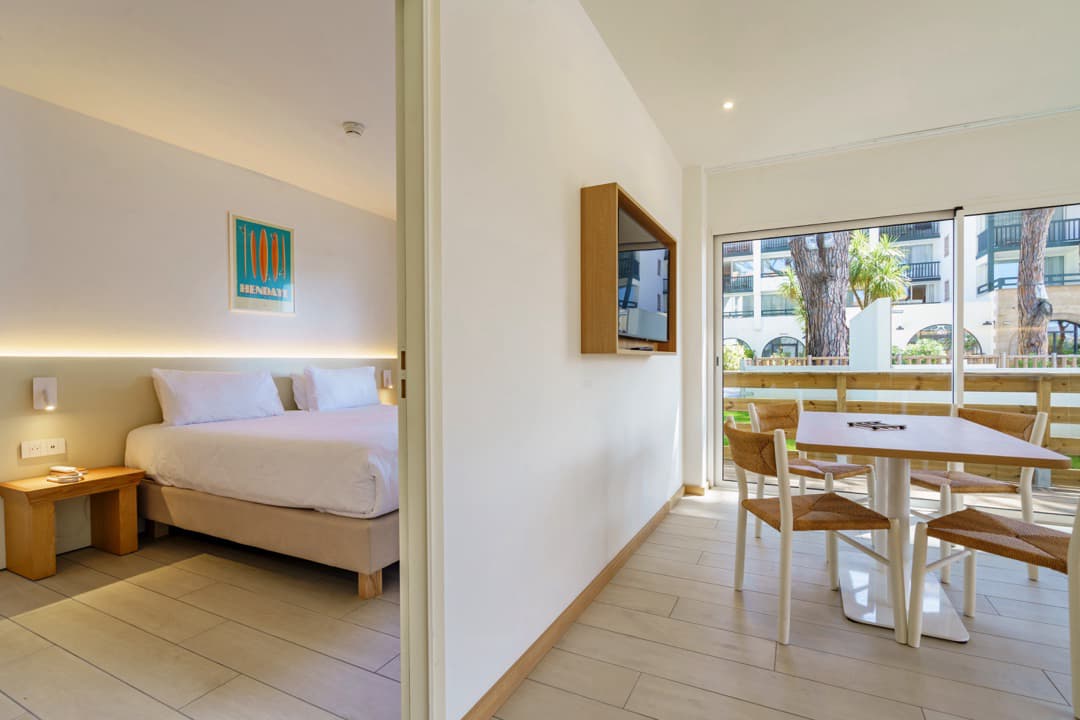 ibaia_residence_appt_#01_2-4_pers_1_chambre_118_©theo_cheval_web